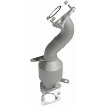 Load image into Gallery viewer, MagnaFlow Exhaust Products 5582608 California CARB Direct-Fit Catalytic Converter for Select Chevrolet Colorado, GMC Canyon