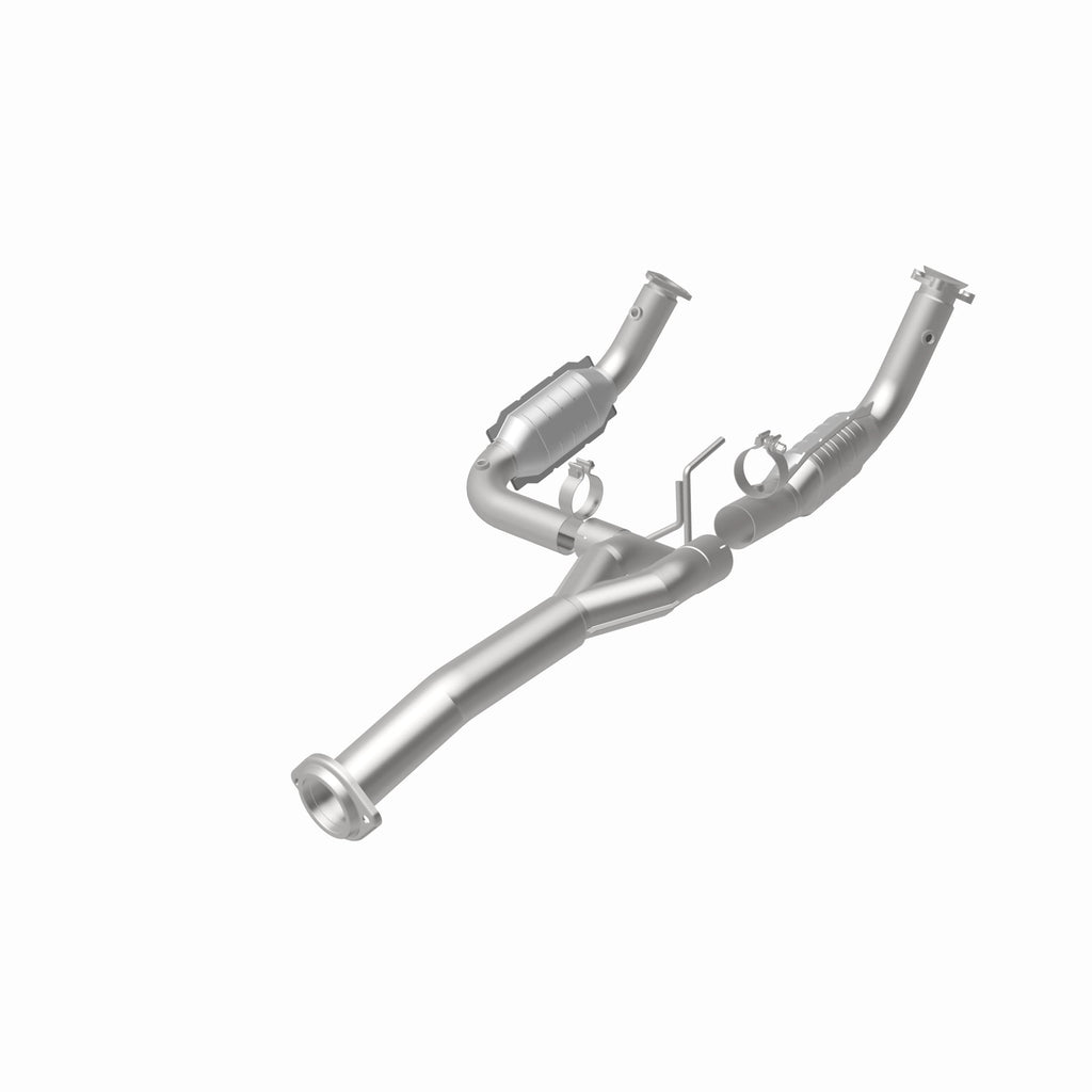 MagnaFlow Exhaust Products 21-252 OEM Grade Direct-Fit Catalytic Converter for Select Chevrolet Silverado HD, Chevrolet Silverado HD, GMC Sierra HD, GMC Sierra HD