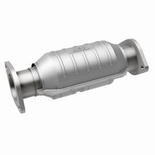 Load image into Gallery viewer, MagnaFlow Exhaust Products 4481614 California CARB Direct-Fit Catalytic Converter for Select Volkswagen Golf, Volkswagen Jetta