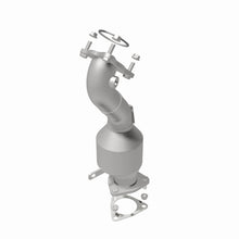 Load image into Gallery viewer, MagnaFlow Exhaust Products 5582608 California CARB Direct-Fit Catalytic Converter for Select Chevrolet Colorado, GMC Canyon