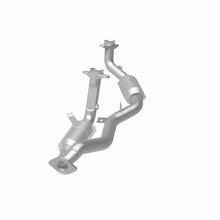 Load image into Gallery viewer, MagnaFlow Exhaust Products 444033 California CARB Direct-Fit Catalytic Converter for Select Ford Taurus