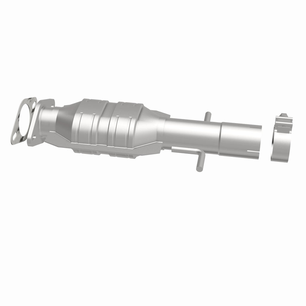 MagnaFlow Exhaust Products 49623 OEM Grade Direct-Fit Catalytic Converter for Select Chevrolet Malibu, Pontiac G6, Saturn Aura