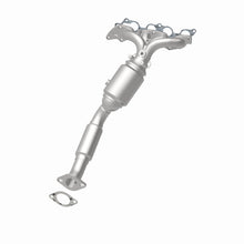 Load image into Gallery viewer, MagnaFlow Exhaust Products 5531052 California CARB Manifold Catalytic Converter for Select Ford Focus