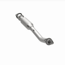 Load image into Gallery viewer, MagnaFlow Exhaust Products 5592218 California CARB Direct-Fit Catalytic Converter for Select INFINITI QX56, Nissan Armada, Nissan TITAN