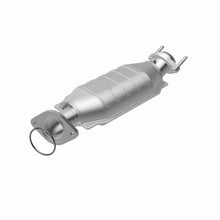 Load image into Gallery viewer, MagnaFlow Exhaust Products 49978 OEM Grade Direct-Fit Catalytic Converter for Select Ford Five Hundred, Ford Freestyle, Mercury Montego
