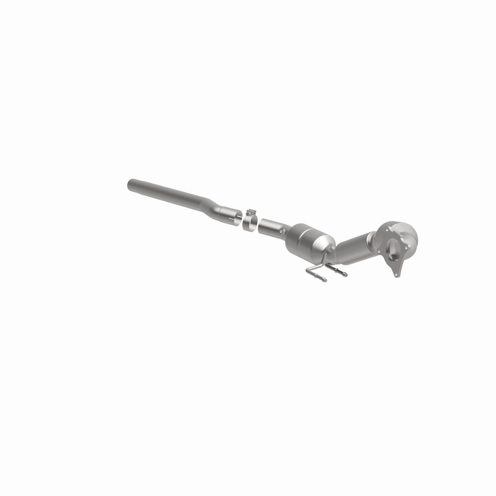 MagnaFlow Exhaust Products 52380 OEM Grade Direct-Fit Catalytic Converter for Select Volkswagen CC, Volkswagen Passat