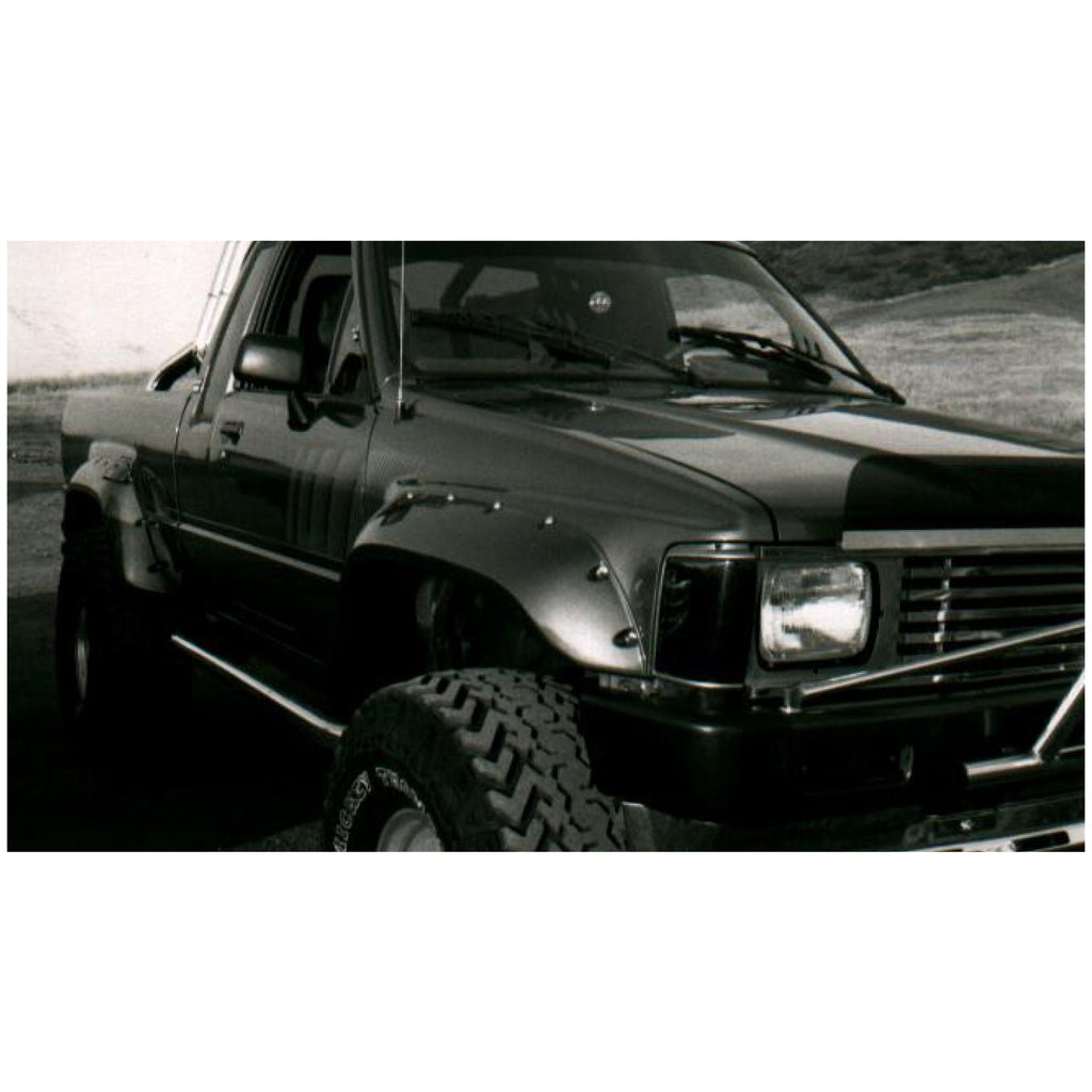 84-88-Toyota-Cutout-Style-Flares-2Pc---Black