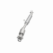 Load image into Gallery viewer, MagnaFlow Exhaust Products 5592547 California CARB Direct-Fit Catalytic Converter for Select Toyota Sienna