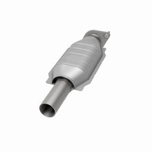 Load image into Gallery viewer, MagnaFlow Exhaust Products 51808 OEM Grade Direct-Fit Catalytic Converter for Select Ford Taurus, Ford Taurus X, Mercury Sable