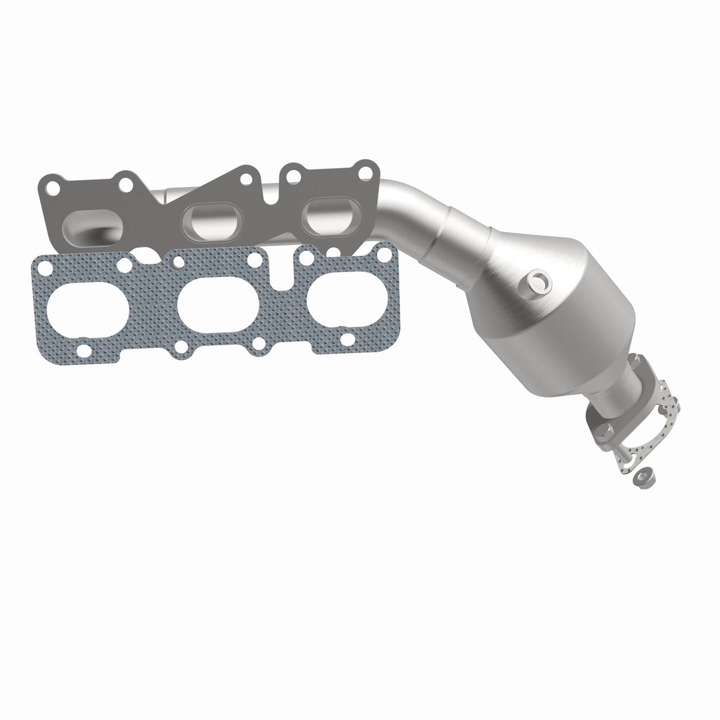 MagnaFlow Exhaust Products 51401 OEM Grade Manifold Catalytic Converter for Select Kia Borrego