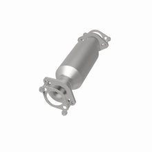 Load image into Gallery viewer, MagnaFlow Exhaust Products 5671332 California CARB Direct-Fit Catalytic Converter for Select Hyundai Elantra, Kia Spectra, Kia Spectra5