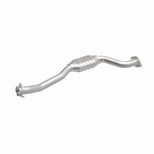 Load image into Gallery viewer, MagnaFlow Exhaust Products 93421 HM Grade Direct-Fit Catalytic Converter for Select Chevrolet Colorado, GMC Canyon