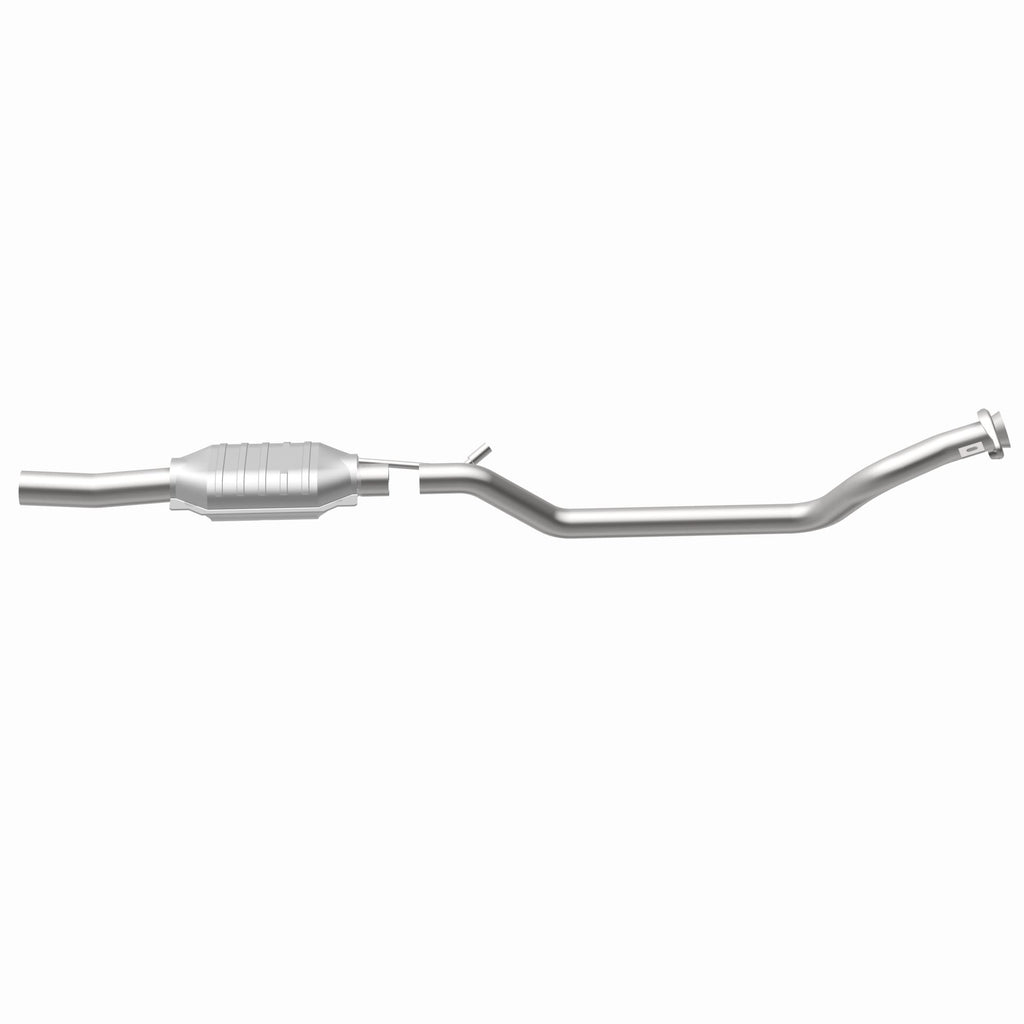 MagnaFlow Exhaust Products 93301 Standard Grade Direct-Fit Catalytic Converter for Select Ford E-150 Econoline, Ford E-150 Econoline Club Wagon, Ford E-250 Econoline, Ford E-250 Econoline Club Wagon, Ford E-350 Econoline, Ford E-350 Econoline Club Wagon,
