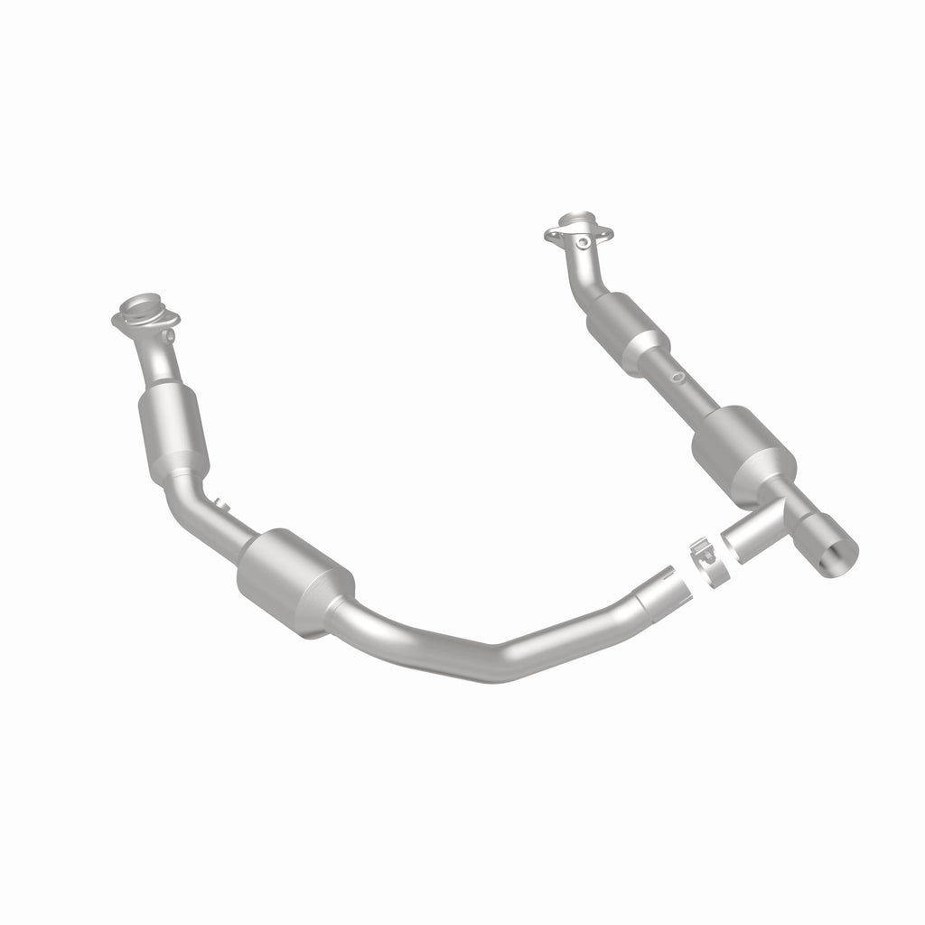 MagnaFlow Exhaust Products 5582439 California CARB Direct-Fit Catalytic Converter for Select Ford E-150, Ford E-250, Ford E-350 Super Duty