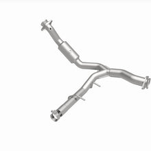 Load image into Gallery viewer, MagnaFlow Exhaust Products 21-528 OEM Grade Direct-Fit Catalytic Converter for Select Ford Expedition, Lincoln Navigator