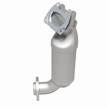 Load image into Gallery viewer, MagnaFlow Exhaust Products 52120 OEM Grade Manifold Catalytic Converter for Select Chrysler 200, Chrysler Town &amp; Country, Dodge Avenger, Dodge Grand Caravan, Dodge Journey, Ram C/V, Volkswagen Routan