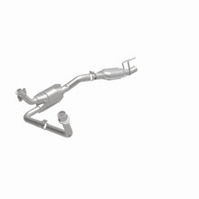 Load image into Gallery viewer, MagnaFlow Exhaust Products 93423 Standard Grade Direct-Fit Catalytic Converter for Select Ford E-150 Econoline, Ford E-150 Econoline Club Wagon