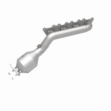 Load image into Gallery viewer, MagnaFlow Exhaust Products 51981 OEM Grade Manifold Catalytic Converter for Select Kia Borrego
