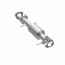 Load image into Gallery viewer, MagnaFlow Exhaust Products 4451484 California CARB Direct-Fit Catalytic Converter for Select Chevrolet S10, GMC Sonoma