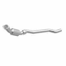 Load image into Gallery viewer, MagnaFlow Exhaust Products 5561585 California CARB Direct-Fit Catalytic Converter for Select Chrysler 300, Dodge Charger, Dodge Magnum