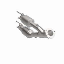 Load image into Gallery viewer, MagnaFlow Exhaust Products 447190 California CARB Direct-Fit Catalytic Converter for Select Jeep Cherokee