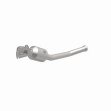 Load image into Gallery viewer, MagnaFlow Exhaust Products 21-251 OEM Grade Direct-Fit Catalytic Converter for Select Dodge Durango, Jeep Grand Cherokee