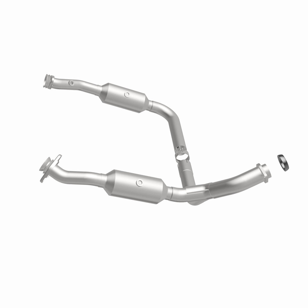 MagnaFlow Exhaust Products 49598 OEM Grade Direct-Fit Catalytic Converter for Select Ford Explorer, Ford Explorer Sport Trac, Mercury Mountaineer