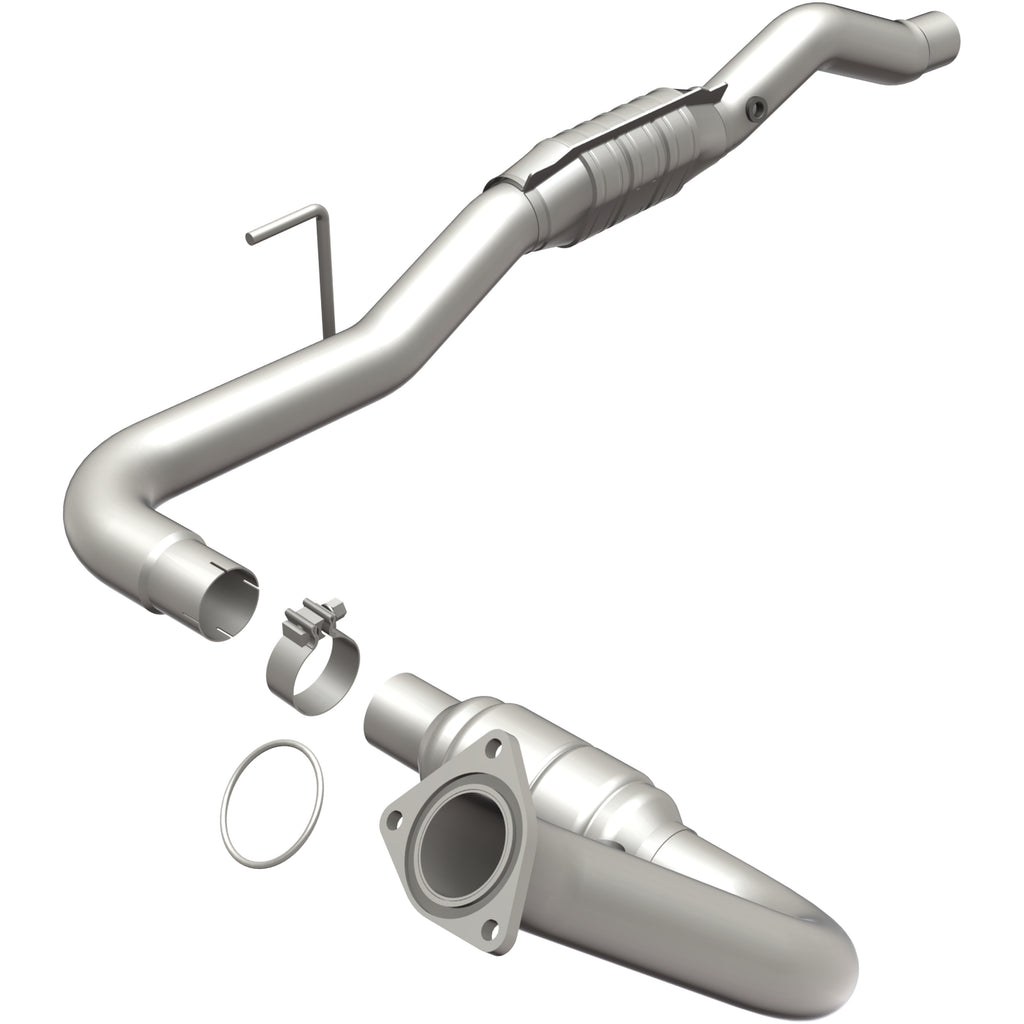 MagnaFlow Exhaust Products 49667 OEM Grade Direct-Fit Catalytic Converter for Select Chevrolet Silverado HD, Chevrolet Silverado 2500, Chevrolet Suburban 2500, GMC Sierra HD, GMC Sierra 2500, GMC Sierra HD, GMC Yukon XL