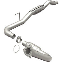 Load image into Gallery viewer, MagnaFlow Exhaust Products 49667 OEM Grade Direct-Fit Catalytic Converter for Select Chevrolet Silverado HD, Chevrolet Silverado 2500, Chevrolet Suburban 2500, GMC Sierra HD, GMC Sierra 2500, GMC Sierra HD, GMC Yukon XL