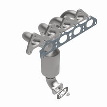 Load image into Gallery viewer, MagnaFlow Exhaust Products 452035 California CARB Manifold Catalytic Converter for Select Hyundai Elantra