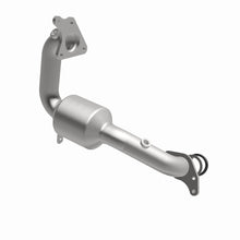 Load image into Gallery viewer, MagnaFlow Exhaust Products 52439 OEM Grade Direct-Fit Catalytic Converter for Select Nissan Juke