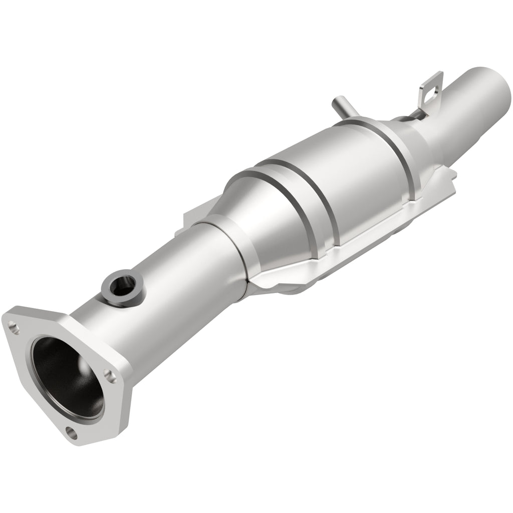 MagnaFlow Exhaust Products 23713 Standard Grade Direct-Fit Catalytic Converter for Select Volkswagen Golf, Volkswagen Jetta