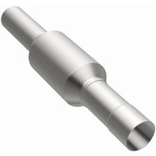 Load image into Gallery viewer, MagnaFlow Exhaust Products 3391488 California CARB Direct-Fit Catalytic Converter for Select Chevrolet Blazer, Chevrolet C1500 Suburban, Chevrolet C2500 Suburban, Chevrolet K1500 Suburban, Chevrolet K2500 Suburban, GMC C1500 Suburban, GMC C2500 Suburban,
