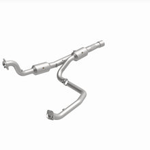 Load image into Gallery viewer, MagnaFlow Exhaust Products 21-513 OEM Grade Direct-Fit Catalytic Converter for Select Ram 2500, Ram