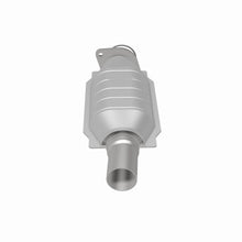 Load image into Gallery viewer, MagnaFlow Exhaust Products 49980 OEM Grade Direct-Fit Catalytic Converter for Select Ford Five Hundred, Ford Freestyle, Mercury Montego