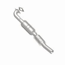Load image into Gallery viewer, MagnaFlow Exhaust Products 551682 California CARB Direct-Fit Catalytic Converter for Select Chevrolet Camaro