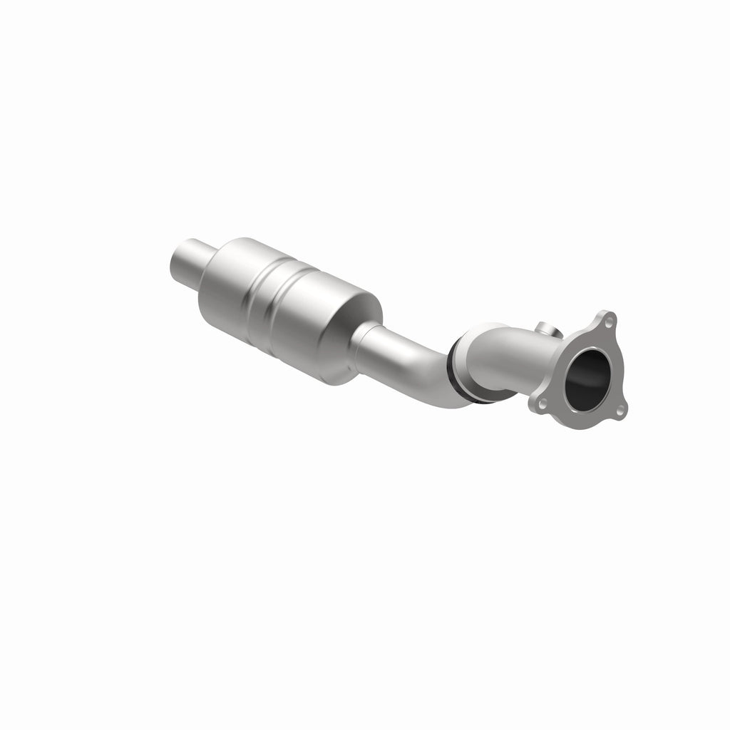 MagnaFlow Exhaust Products 49526 OEM Grade Direct-Fit Catalytic Converter for Select Chrysler Pacifica