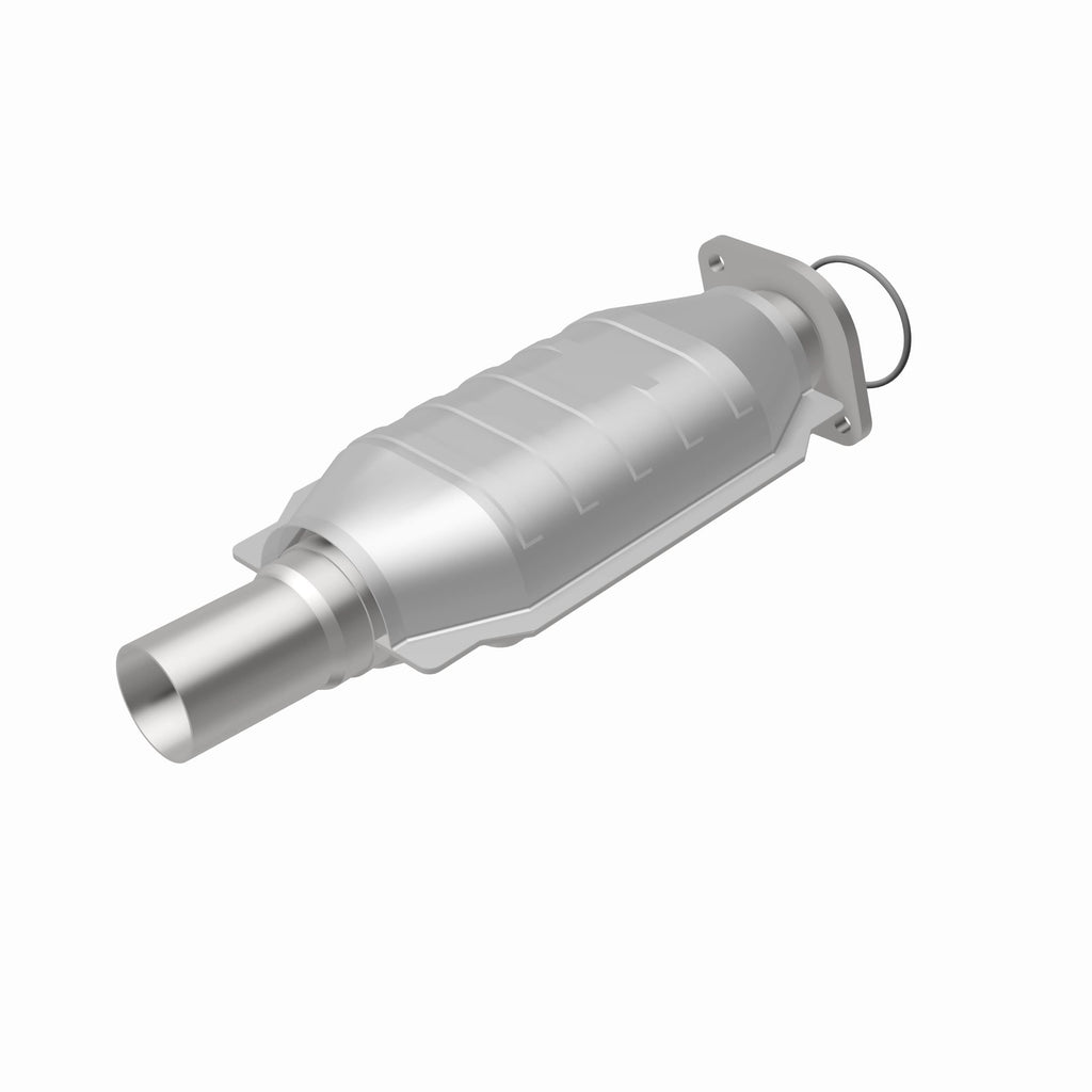 MagnaFlow Exhaust Products 49980 OEM Grade Direct-Fit Catalytic Converter for Select Ford Five Hundred, Ford Freestyle, Mercury Montego