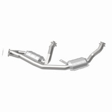 Load image into Gallery viewer, MagnaFlow Exhaust Products 50202 Standard Grade Direct-Fit Catalytic Converter for Select Ford Taurus, Lincoln Continental, Mercury Sable