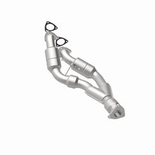 Load image into Gallery viewer, MagnaFlow Exhaust Products 24349 HM Grade Direct-Fit Catalytic Converter for Select Porsche Cayenne, Volkswagen Touareg