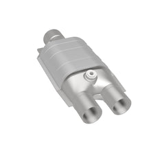 Load image into Gallery viewer, MagnaFlow Exhaust Products 99067HM HM Grade Universal Catalytic Converter for Select Dodge B1500, Dodge B2500, Dodge B3500, Dodge Ram Van, Dodge Ram Van, Dodge Ram Van