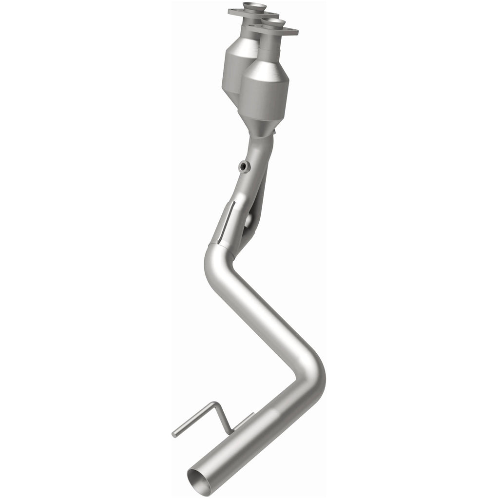 MagnaFlow Exhaust Products 24997 HM Grade Direct-Fit Catalytic Converter for Select Jeep Cherokee