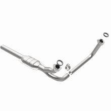 Load image into Gallery viewer, MagnaFlow Exhaust Products 93109 Standard Grade Direct-Fit Catalytic Converter for Select Chevrolet C1500, Chevrolet K1500, GMC C1500, GMC K1500