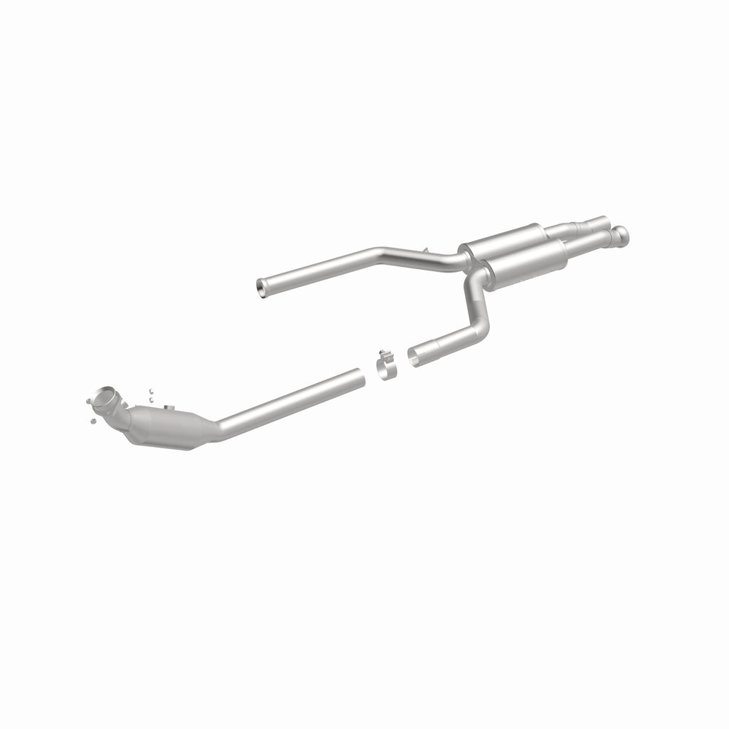 MagnaFlow Exhaust Products 52996 OEM Grade Direct-Fit Catalytic Converter for Select Mercedes-Benz E400
