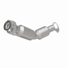 Load image into Gallery viewer, MagnaFlow Exhaust Products 5631455 California CARB Direct-Fit Catalytic Converter for Select Toyota Prius, Toyota Prius Plug-In