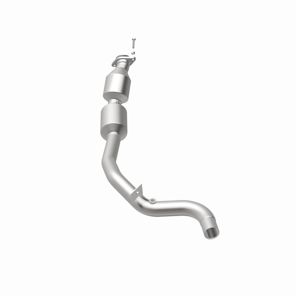 MagnaFlow Exhaust Products 21-607 OEM Grade Direct-Fit Catalytic Converter for Select Land Rover Range Rover, Land Rover Range Rover Sport