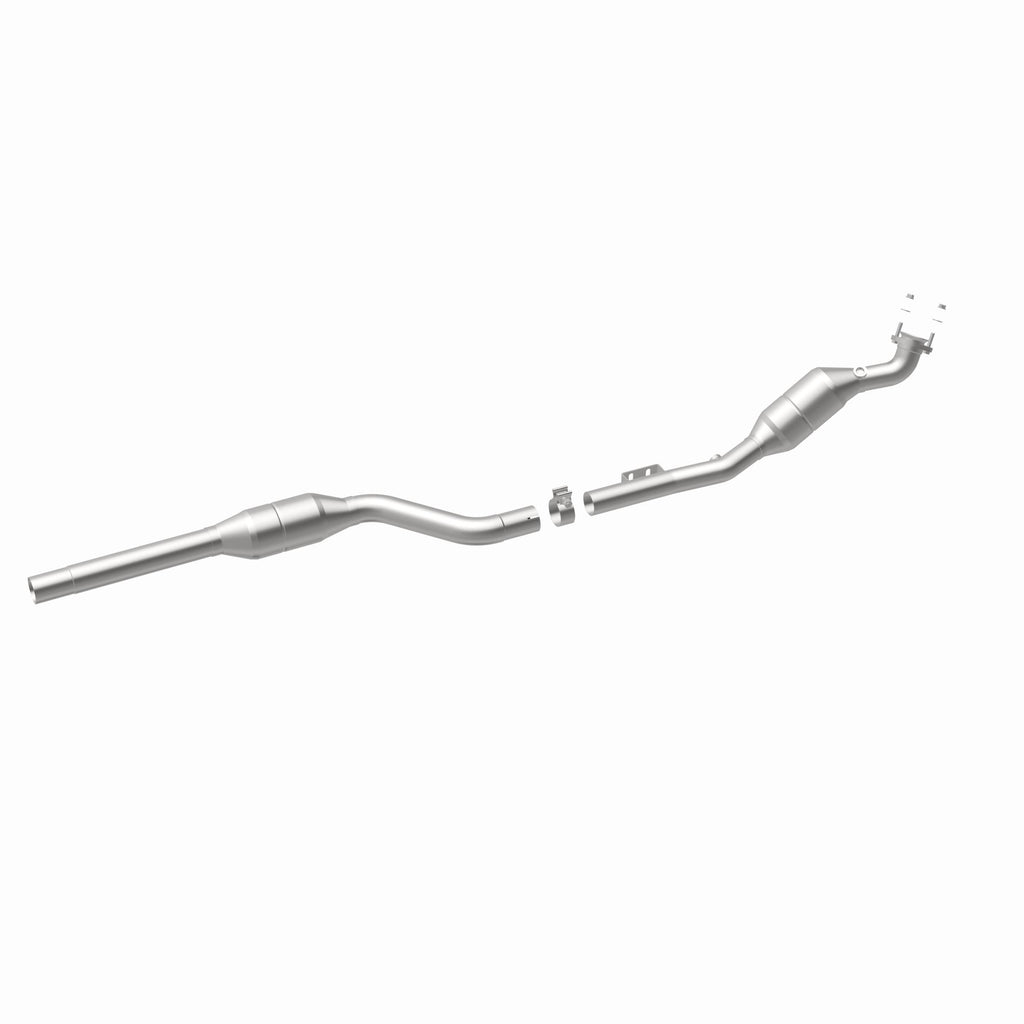 MagnaFlow Exhaust Products 51687 OEM Grade Direct-Fit Catalytic Converter for Select Mercedes-Benz E430