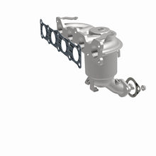 Load image into Gallery viewer, MagnaFlow Exhaust Products 52775 OEM Grade Manifold Catalytic Converter for Select Hyundai Santa Fe Sport, Kia Sorento