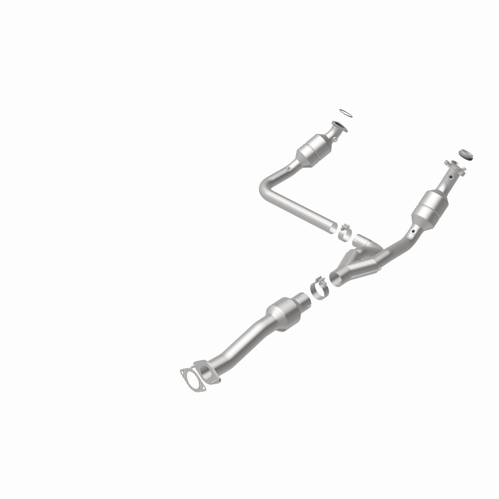 MagnaFlow Exhaust Products 52134 OEM Grade Direct-Fit Catalytic Converter for Select Chevrolet Express 1500, Chevrolet Express 2500, Chevrolet Express 3500, GMC Savana 1500, GMC Savana 2500, GMC Savana