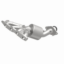 Load image into Gallery viewer, MagnaFlow Exhaust Products 5631441 California CARB Manifold Catalytic Converter for Select Toyota Prius C